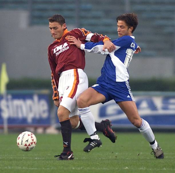 为前锋米洛 为前锋米洛